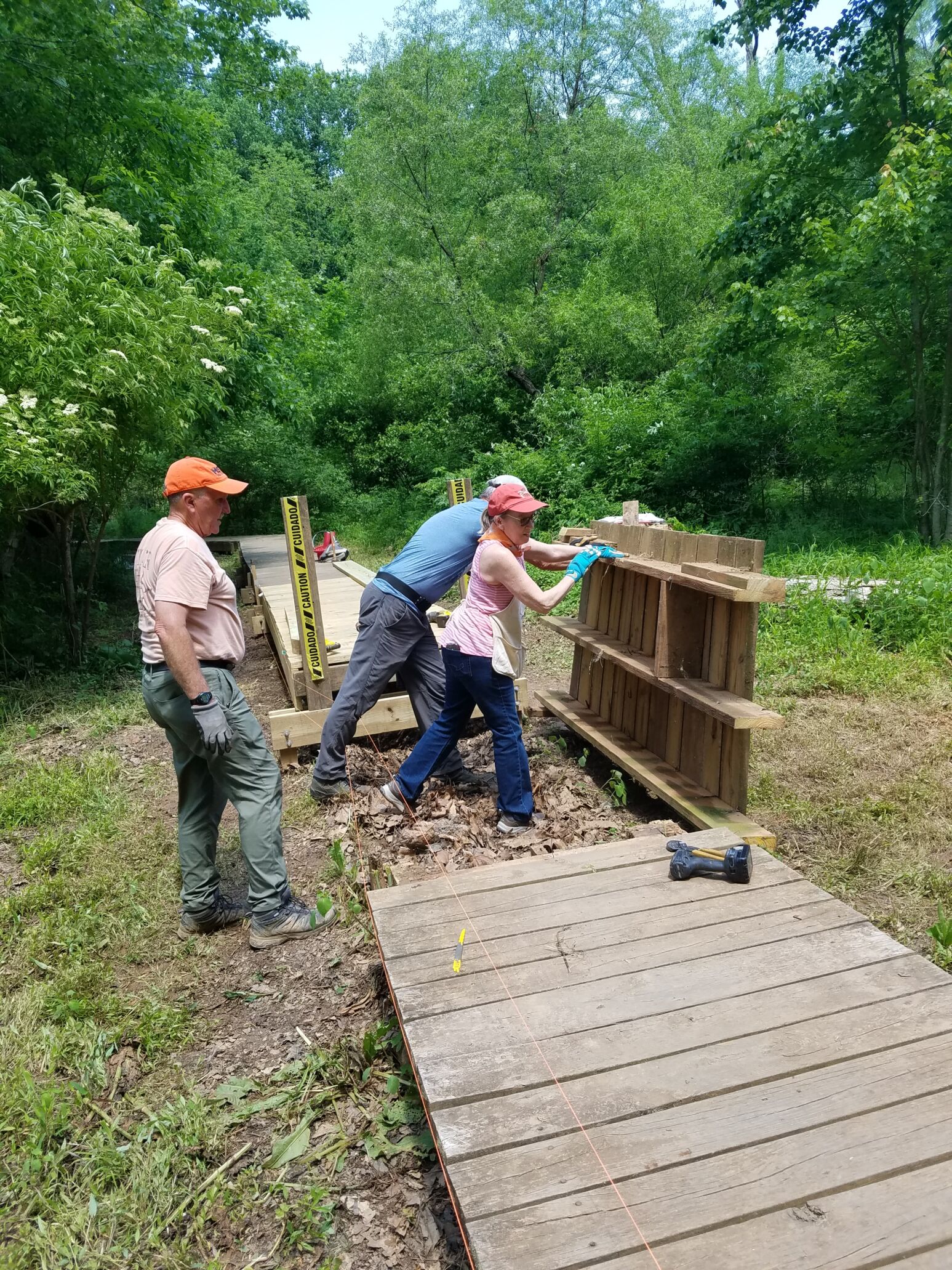 Volunteers at work in Guilford County © Greg Yahn
