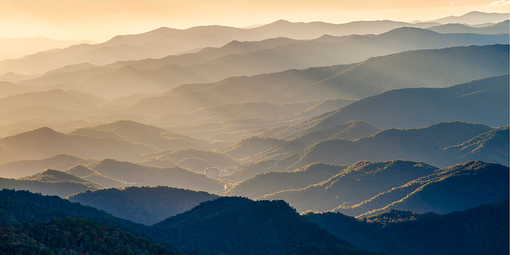 Rays and Ridges from Waterrock Knob | Photo © Robert Stevens